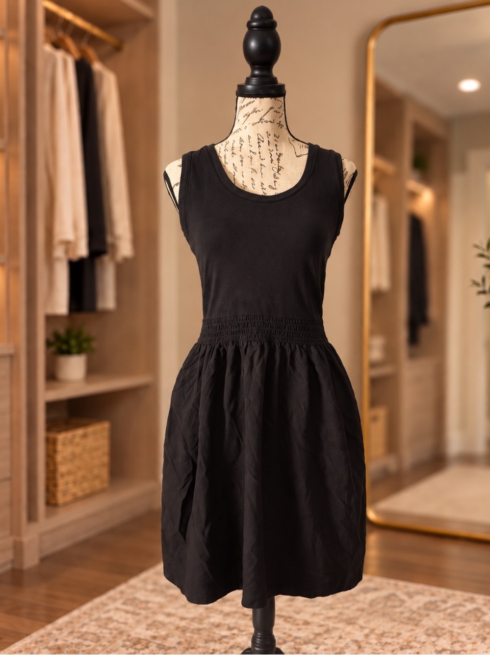 24/7 Black Sleeveless Smocked Waist Casual Dress – Medium